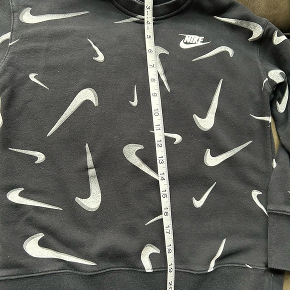 Girls Nike Printed Swooshfetti Sweater - Picture 7 of 12